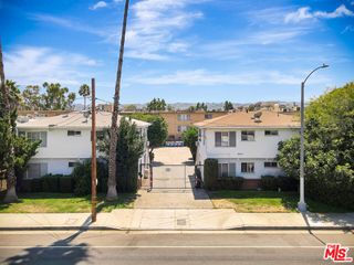 14410 Magnolia Boulevard, Sherman Oaks, CA 91423
