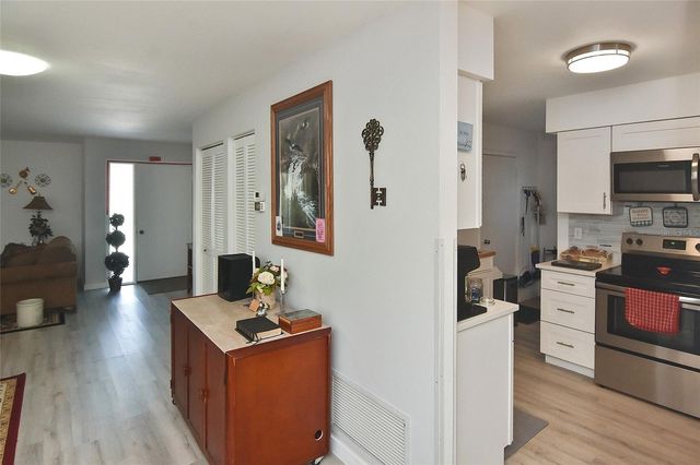 1527 STEWART DRIVE 115, Sarasota, FL 34232