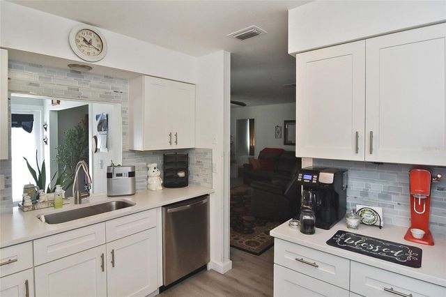 1527 STEWART DRIVE 115, Sarasota, FL 34232