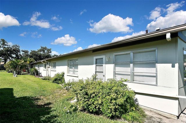 1527 STEWART DRIVE 115, Sarasota, FL 34232