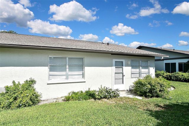 1527 STEWART DRIVE 115, Sarasota, FL 34232