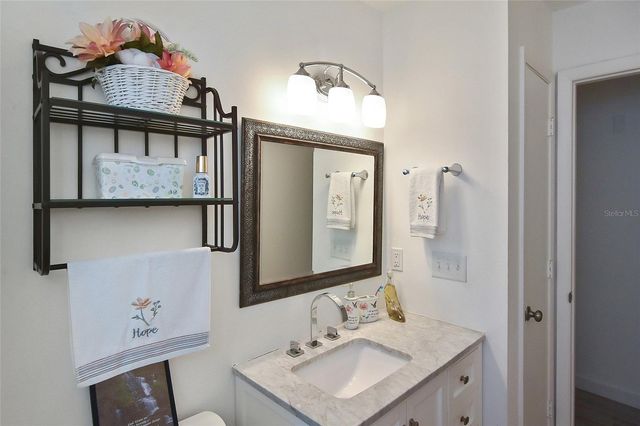 1527 STEWART DRIVE 115, Sarasota, FL 34232
