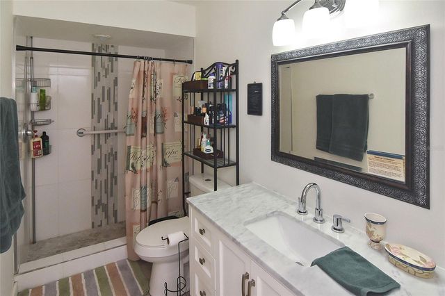 1527 STEWART DRIVE 115, Sarasota, FL 34232