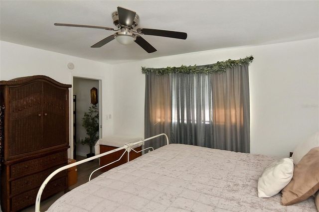 1527 STEWART DRIVE 115, Sarasota, FL 34232