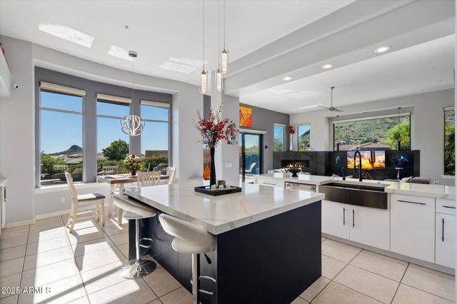 9218 N SUMMER HILL Boulevard, Fountain Hills, AZ 85268