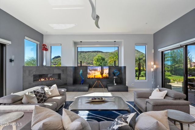 9218 N SUMMER HILL Boulevard, Fountain Hills, AZ 85268