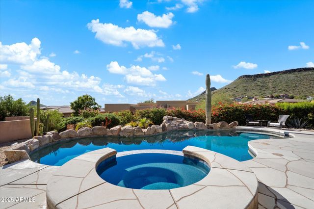 9218 N SUMMER HILL Boulevard, Fountain Hills, AZ 85268