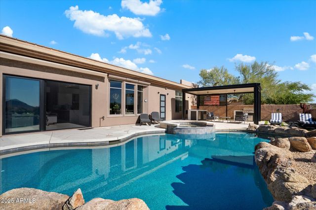 9218 N SUMMER HILL Boulevard, Fountain Hills, AZ 85268