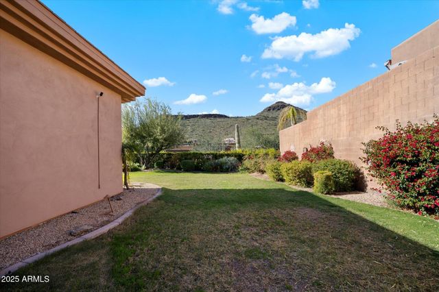 9218 N SUMMER HILL Boulevard, Fountain Hills, AZ 85268