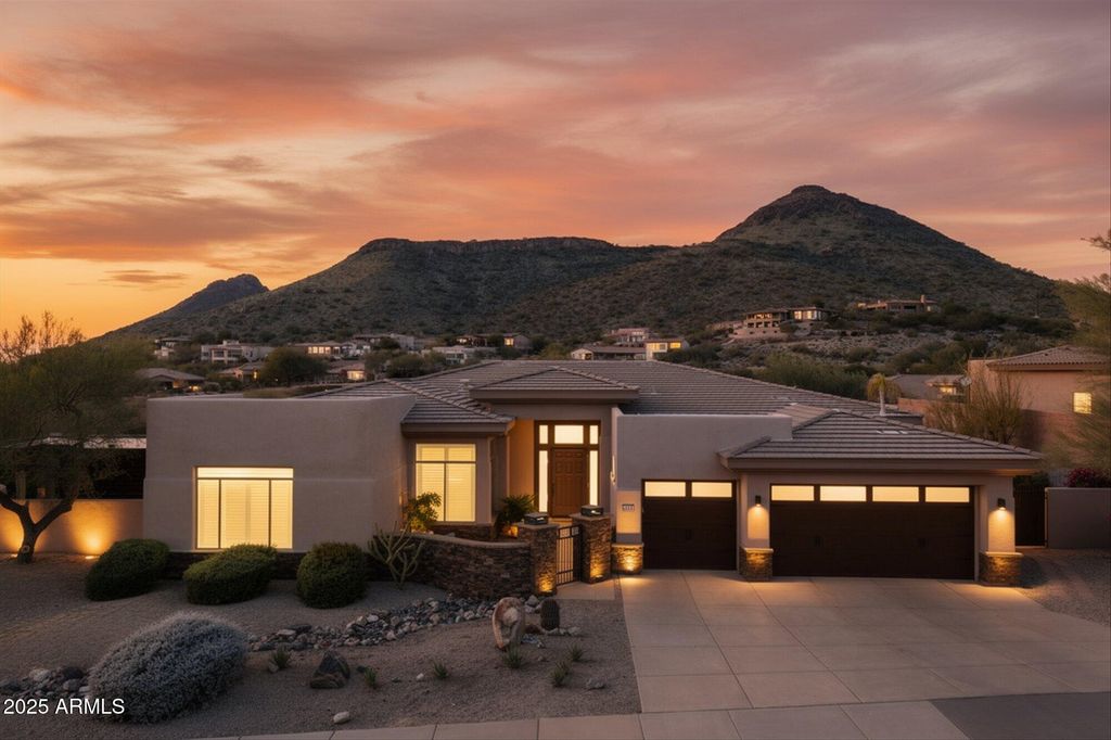 9218 N SUMMER HILL Boulevard, Fountain Hills, AZ 85268