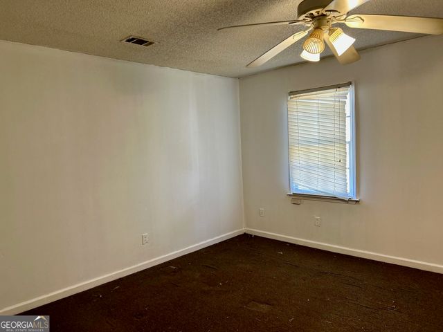 7978 Woodlake Drive, Riverdale, GA 30274