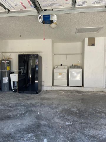 1748 SW 108th Way 1748, Davie, FL 33324