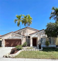 1748 SW 108th Way 1748, Davie, FL 33324