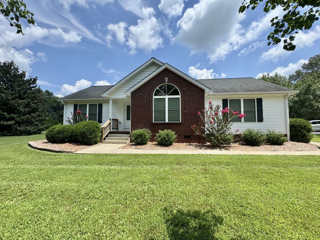 1931 Africa Rd, Lebanon, TN 37087