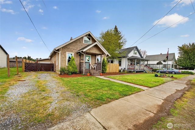 1203 W Main St, Centralia, WA 98531