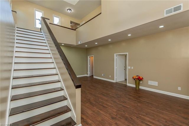 1107 Harvest Drive, Thomasville, NC 27360