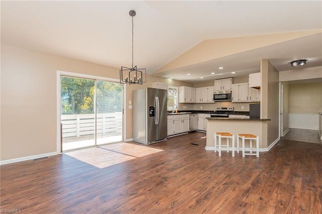 1107 Harvest Drive, Thomasville, NC 27360