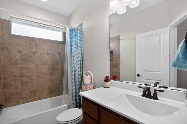3912 Crater Circle, Fort Worth, TX 76137