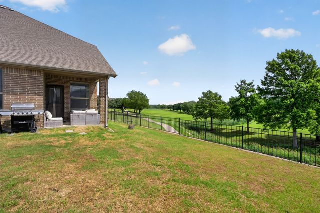 3912 Crater Circle, Fort Worth, TX 76137
