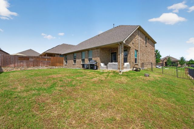 3912 Crater Circle, Fort Worth, TX 76137