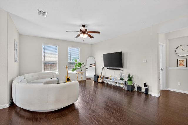 3912 Crater Circle, Fort Worth, TX 76137