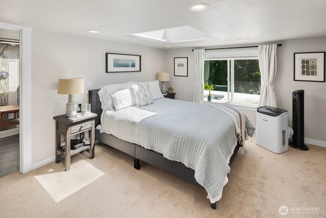 5011 Seahurst Avenue, Everett, WA 98203