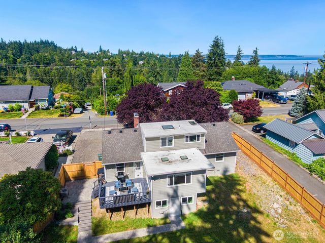 5011 Seahurst Avenue, Everett, WA 98203