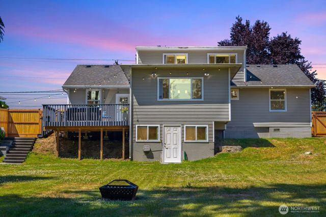 5011 Seahurst Avenue, Everett, WA 98203