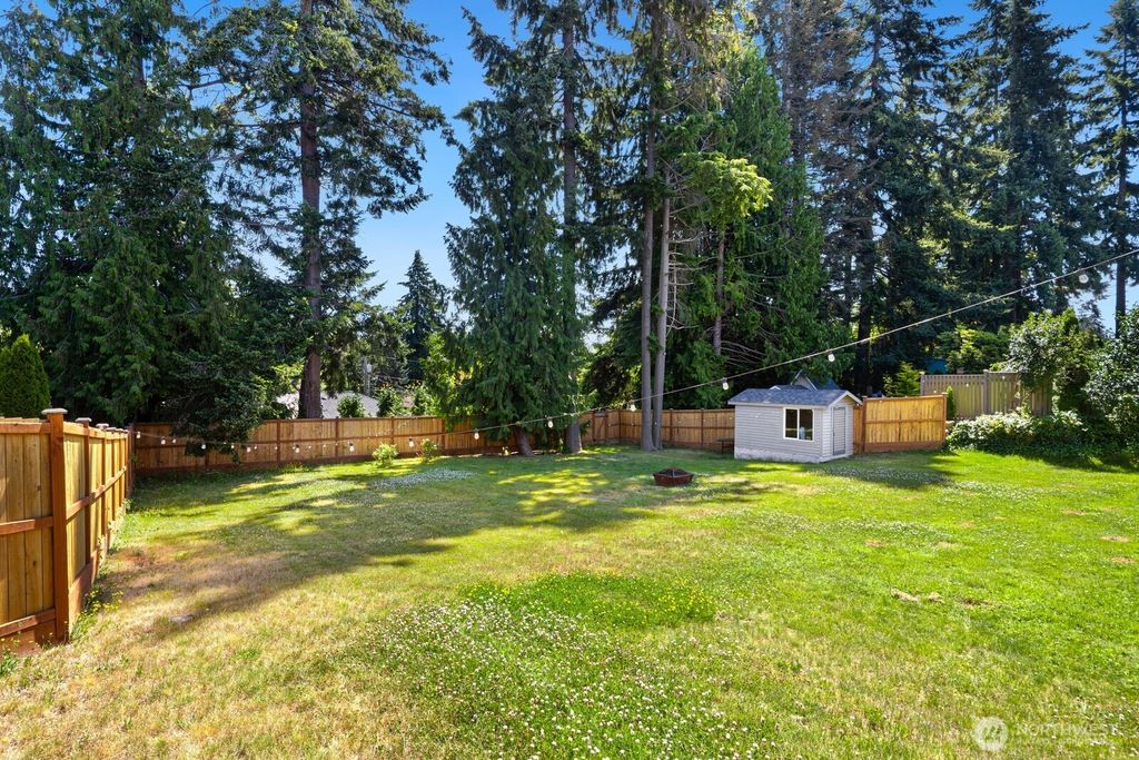 5011 Seahurst Avenue, Everett, WA 98203