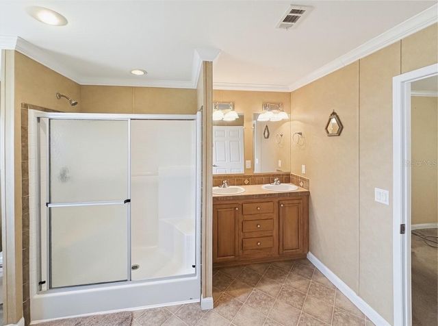 17 SEMINOLE PATH, Wildwood, FL 34785