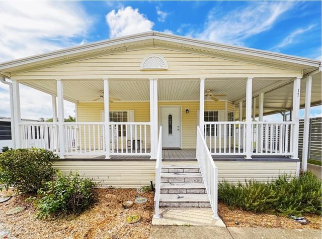 17 SEMINOLE PATH, Wildwood, FL 34785