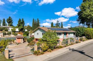 8686 Echo Dr, La Mesa, CA 91941