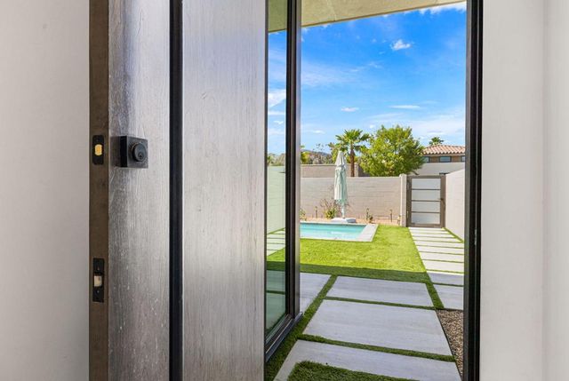 57812 Santo Thomas, La Quinta, CA 92253