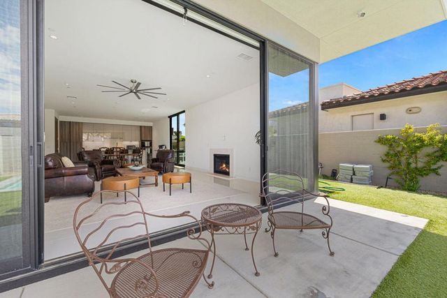 57812 Santo Thomas, La Quinta, CA 92253
