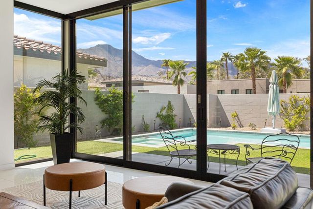 57812 Santo Thomas, La Quinta, CA 92253
