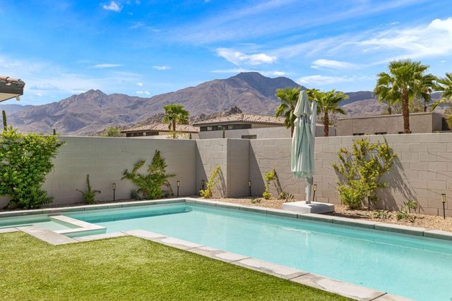 57812 Santo Thomas, La Quinta, CA 92253