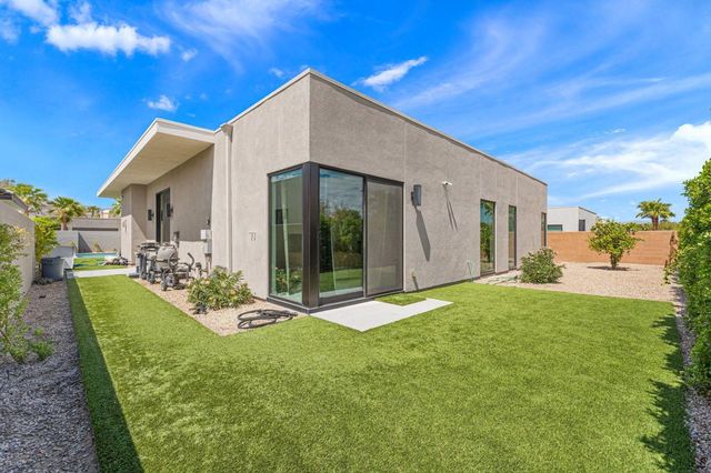 57812 Santo Thomas, La Quinta, CA 92253