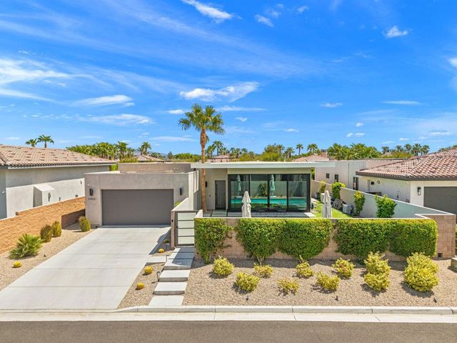 57812 Santo Thomas, La Quinta, CA 92253