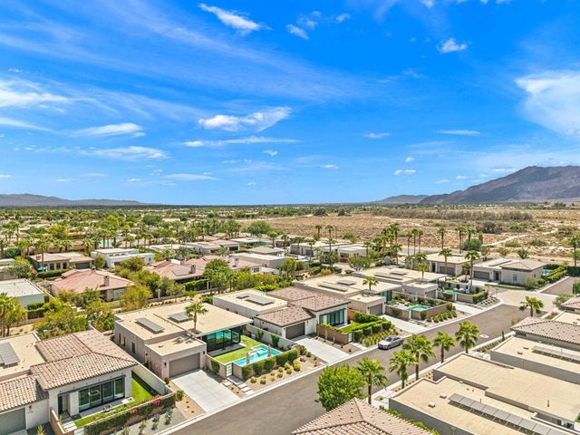 57812 Santo Thomas, La Quinta, CA 92253