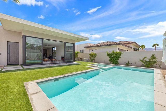 57812 Santo Thomas, La Quinta, CA 92253