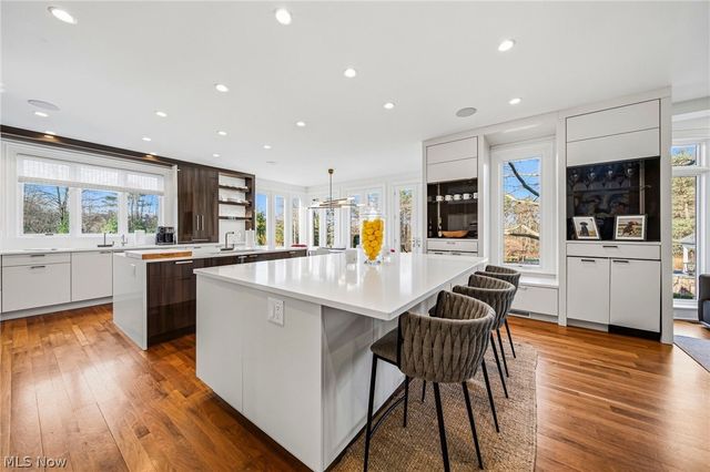 7325 Calley Lane, Novelty, OH 44072