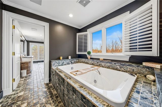 7325 Calley Lane, Novelty, OH 44072