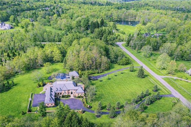 7325 Calley Lane, Novelty, OH 44072