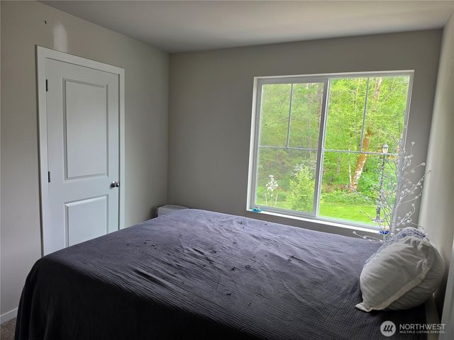 2336 Mookie Lane NE, Olympia, WA 98516