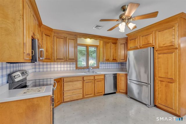 48 Lenti Drive, Manchester, CT 06040
