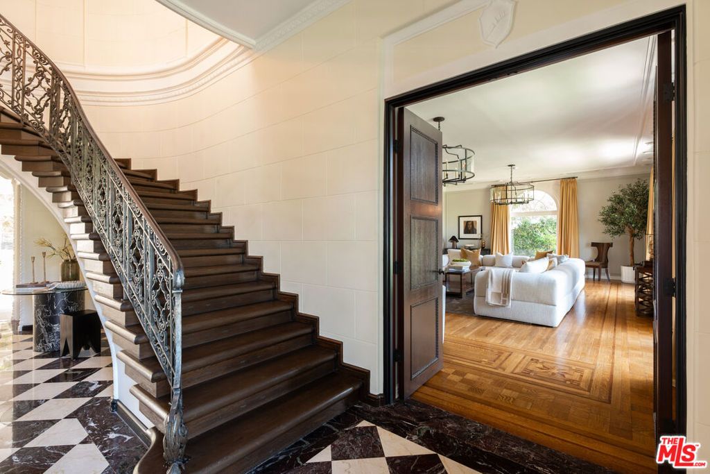 626 S Hudson Avenue, Los Angeles, CA 90005 — photo 4
