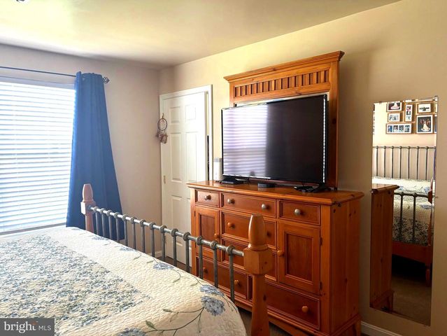 299 THRUSH DR, Hummelstown, PA 17036