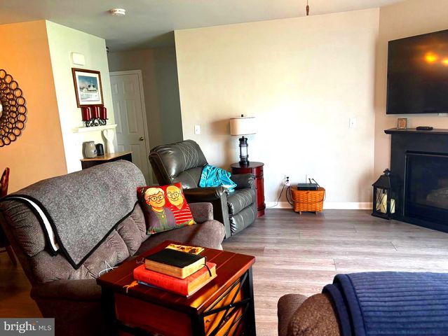 299 THRUSH DR, Hummelstown, PA 17036