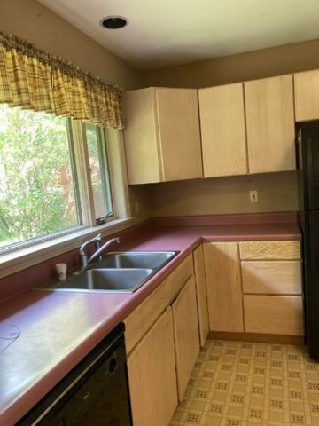 33 Stair Falls Drive, Rochester, NH 03868