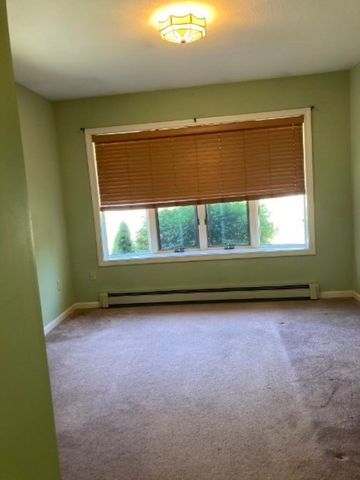 33 Stair Falls Drive, Rochester, NH 03868